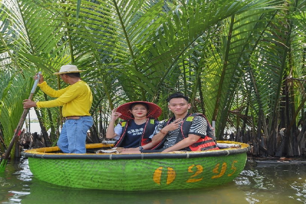 Discovering Vietnam and Cambodia in 12 Days - photo 42